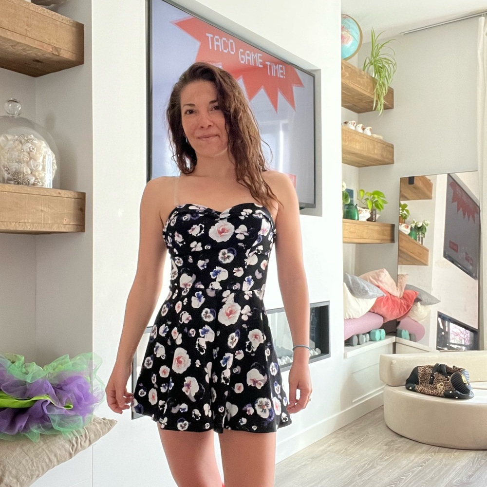 Adorable Guess black floral shortie romper